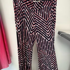 Chic Black and Pink Geometric Pattern Pants